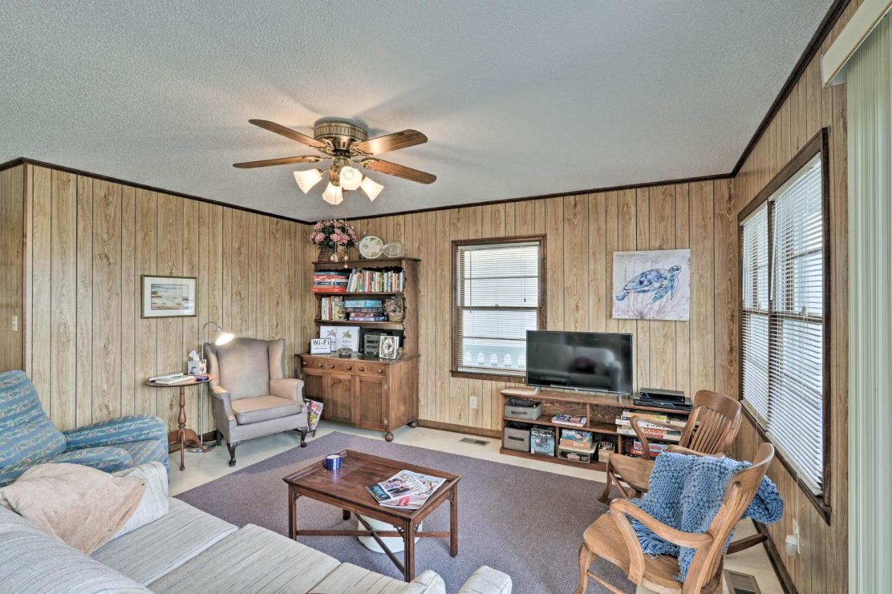 Pet-Friendly Second Row House Steps To Beach! Holden Beach Eksteriør bilde